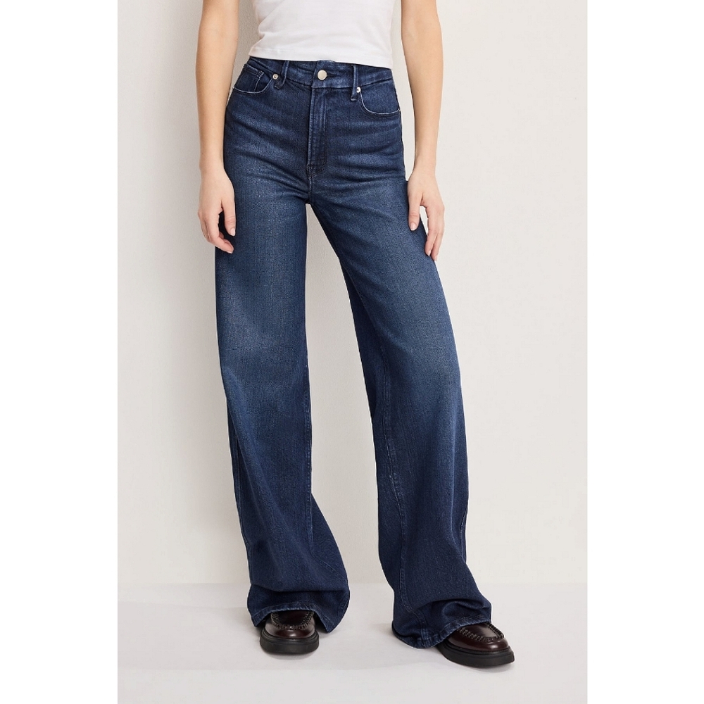 Good American Women's Wide Leg Flare Jeans - Medium & Dark Blue Wash - Picture 6 of 15